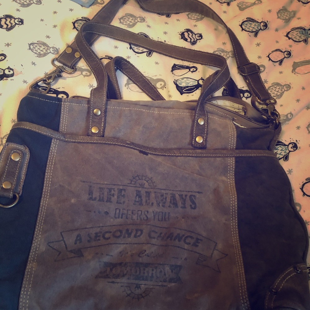 Myra bag